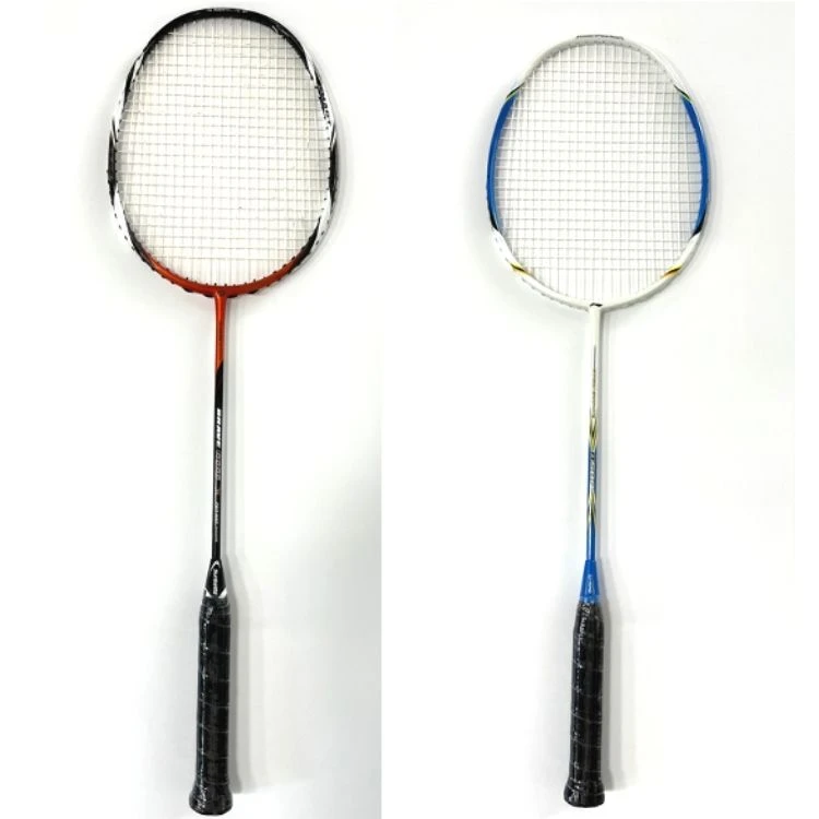 Karbonli badminton raketkasi