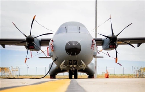 Inqilobiy termoplastik kompozitlar barqaror aviatsiyaga yordam beradi